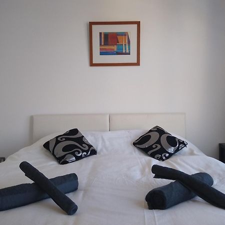 לונדון Room In Luxurious Penthouse Apartment מראה חיצוני תמונה